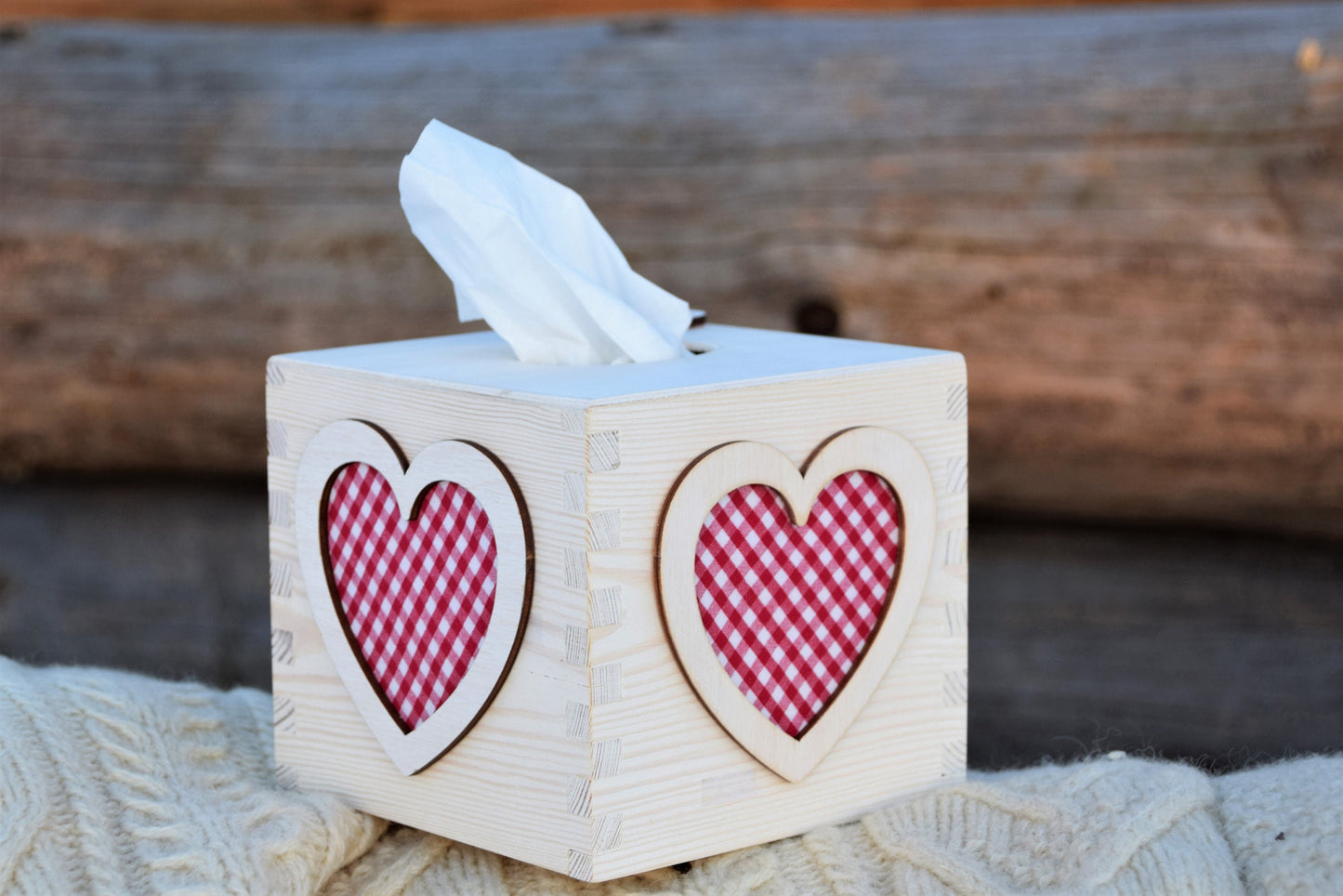 Tissue box cover, heart, wooden box , love gift, home decoration, birthday gift, fall housewarming gift, facial tissue box