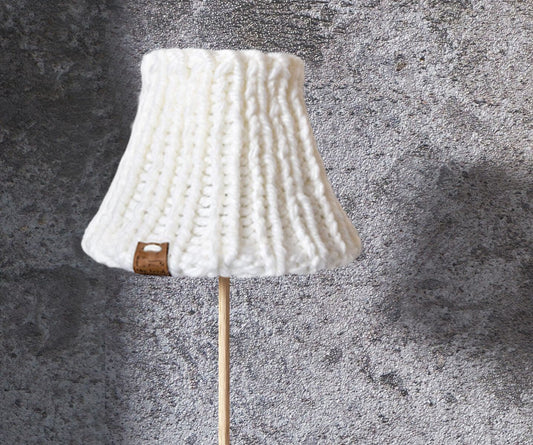 White Woolen lampshade, Scandinavian style, Handmade,  Knitted Lampshade , interesting unique lampshade, home decoration, Table Lamp