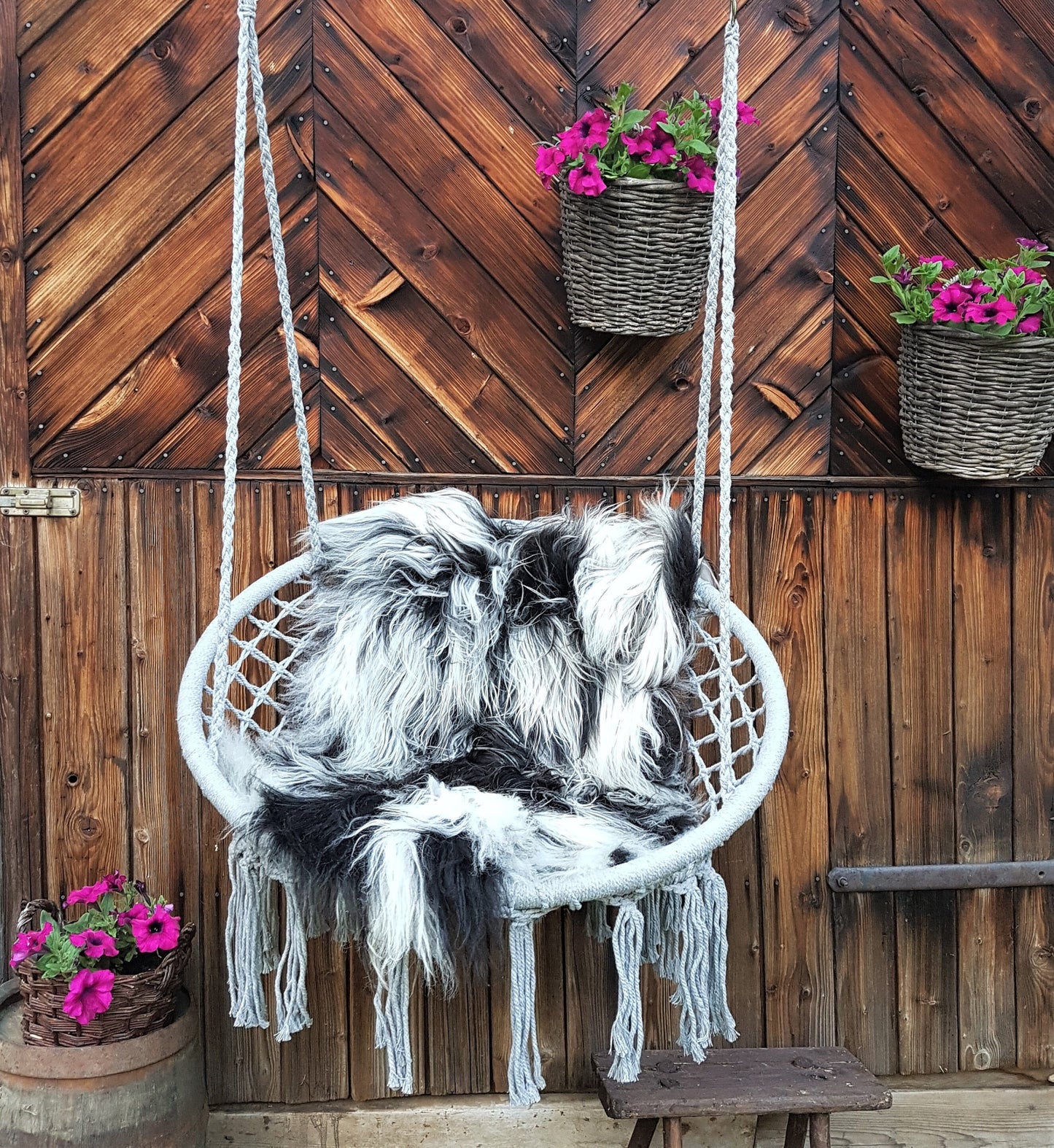 Hanging chair and island sheepskin, Hammock + sheepskin, Boho styl, romantic hammock chair,  Macramé Swing, Garden chair,