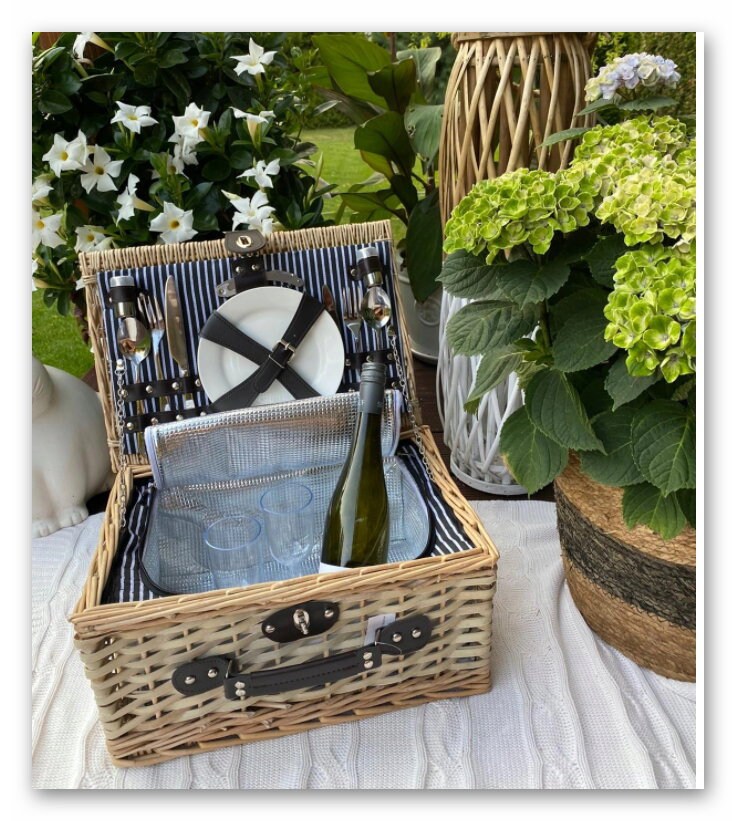 PICNIC BASKET, anniversary gift, 2 people, personalized, picnic basket with equipment, personalized company gifts, wicker picnic basket