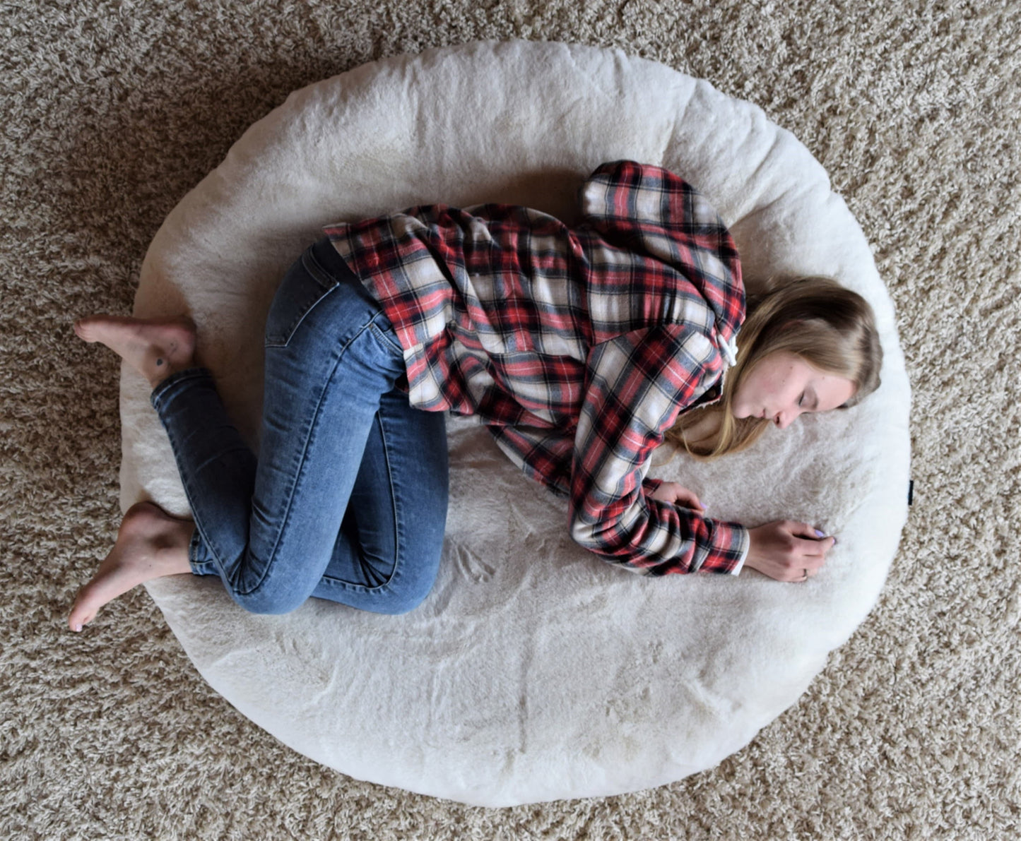 LARGE faux fur papasan PILLOW, round pillow, shaggy swing cushion, chair cushion, LUXURY shaggy papasan cushion, fluffy cushion coocon