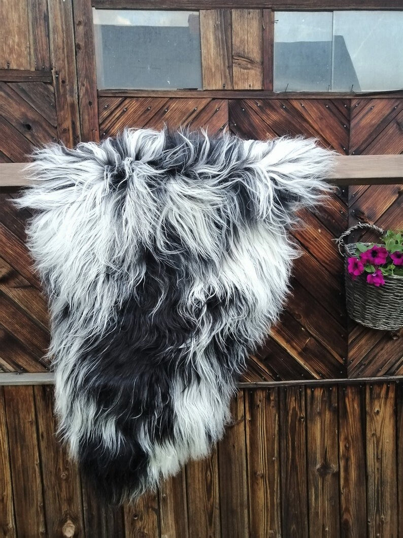 Sheepskin, white and black Genuine Natural rug, Real Sheepskin Rug, scandinavian style, mountain home style, Scandinavian carpet, shaggy rug